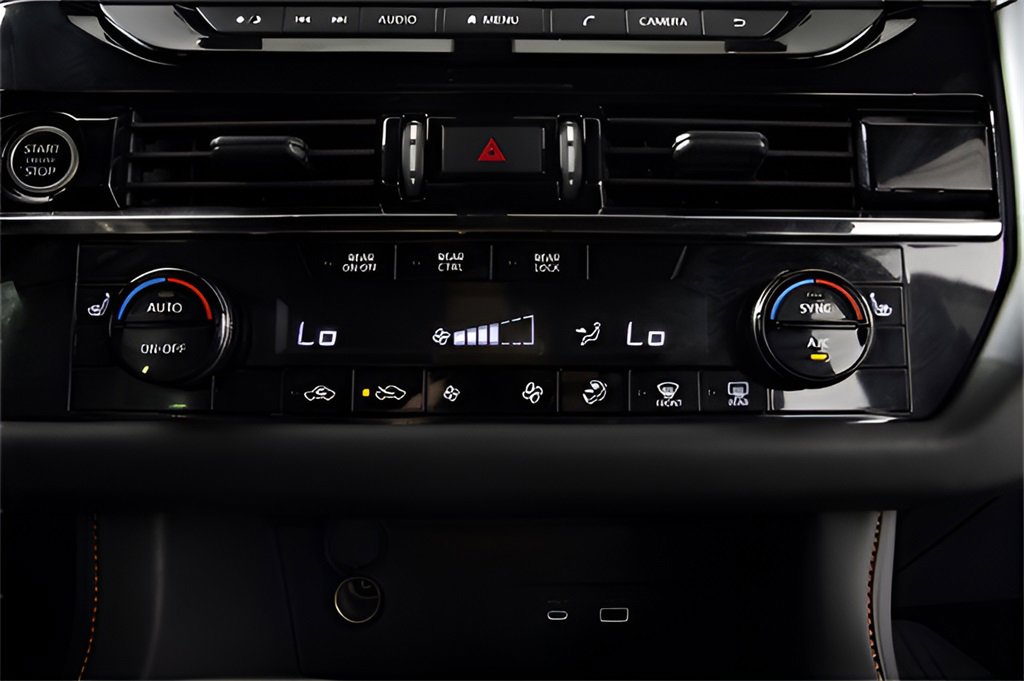 Used 2024 Nissan Pathfinder Rock Creek image 27