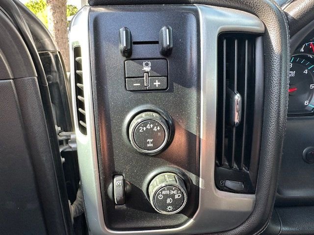 Used 2017 GMC Sierra 2500 SLE image 13