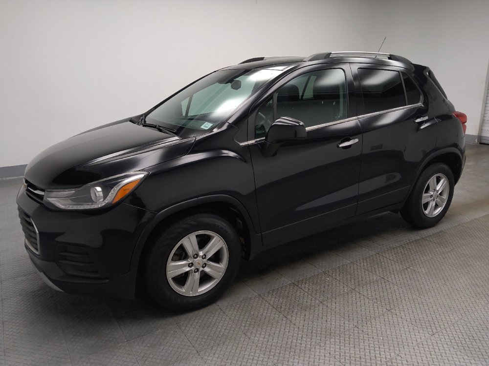 Used 2020 Chevrolet Trax LT w/ LT Convenience Package FWD image 2