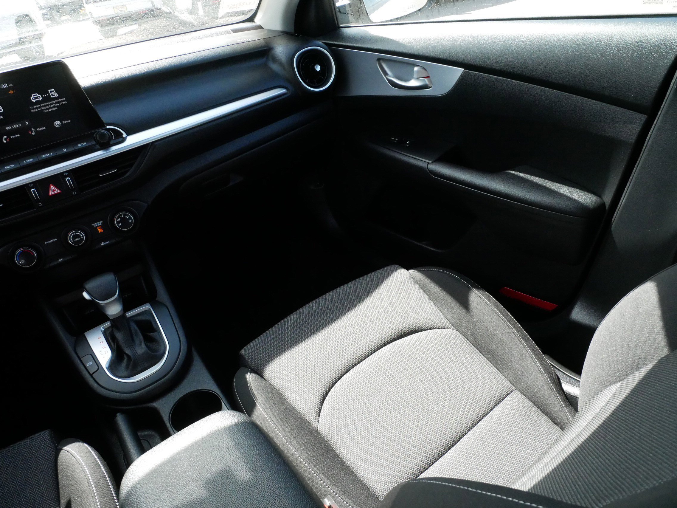 Used 2023 Kia Forte LXS FWD image 11