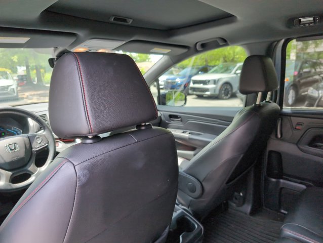 Used 2023 Honda Odyssey Sport image 18