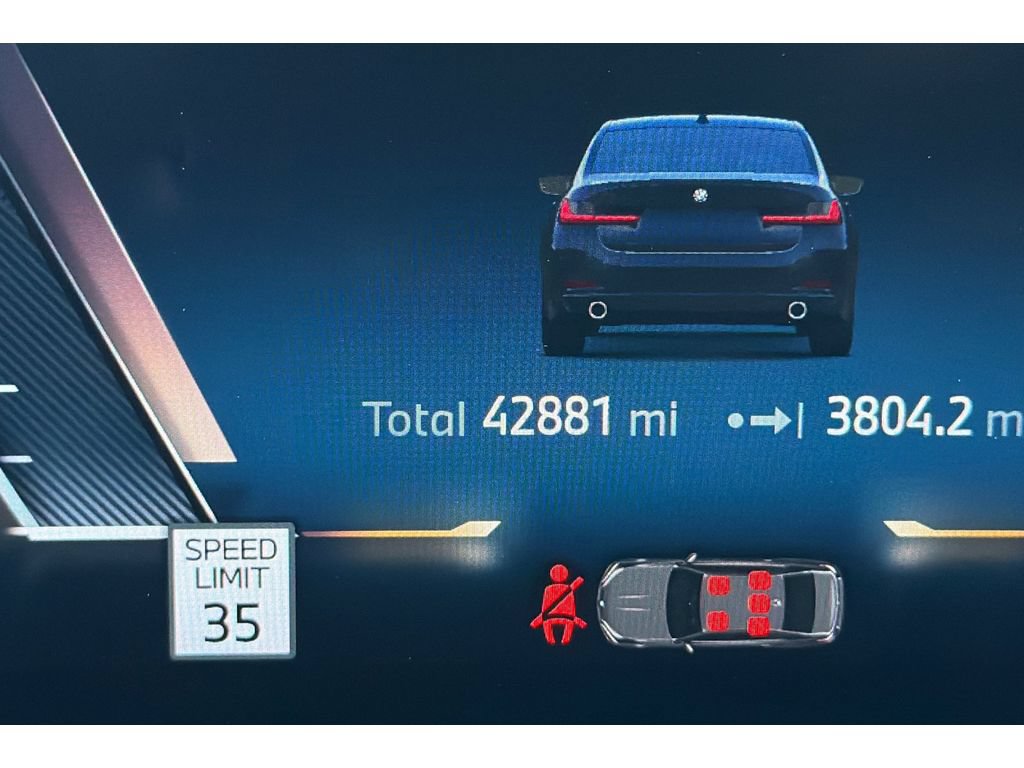 Used 2025 BMW 330i Sedan RWD image 29