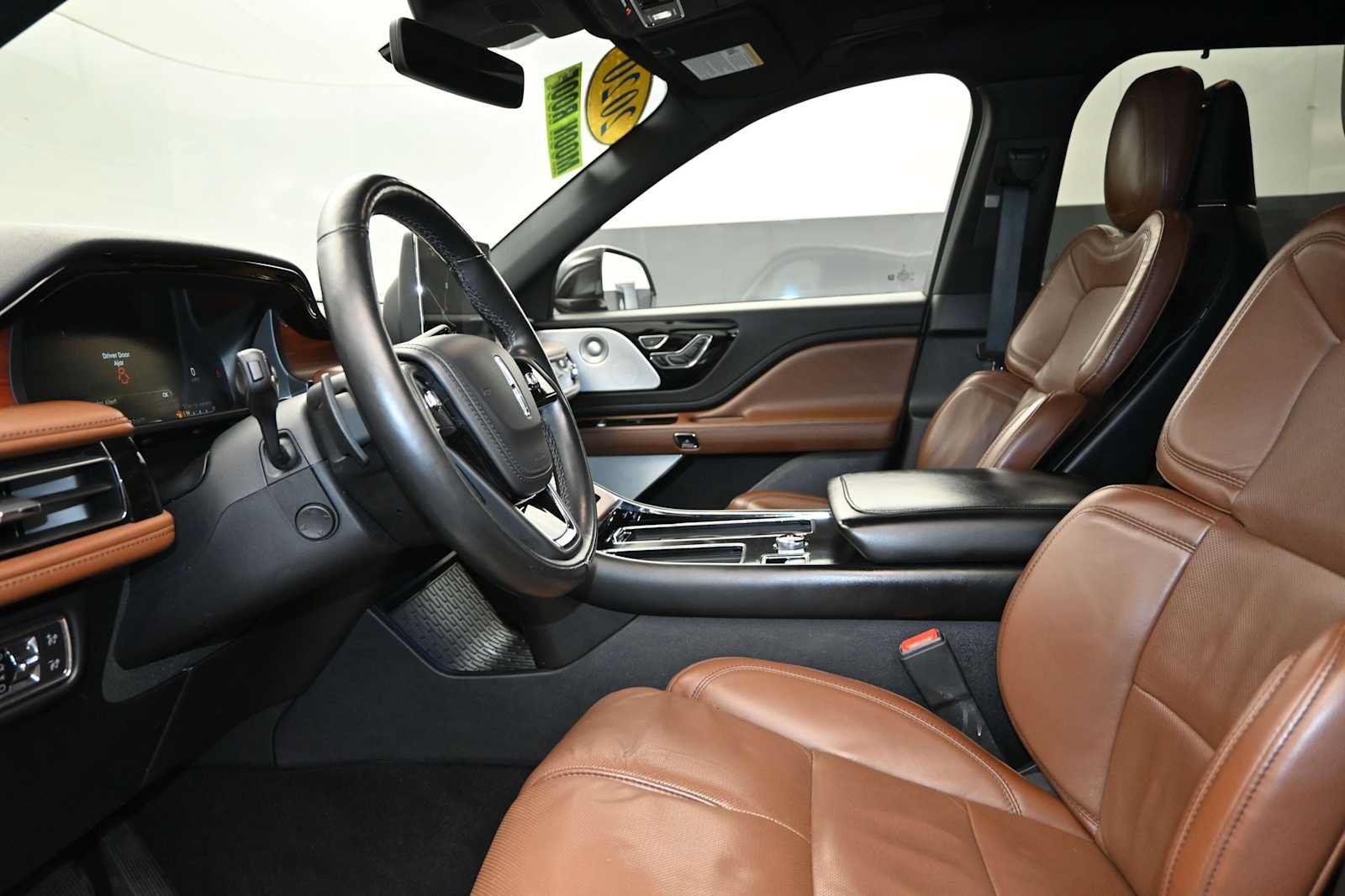 Used 2020 Lincoln Aviator Reserve w/ Equipment Group 202A AWD/4WD image 22