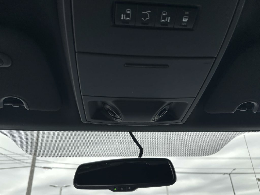 Used 2017 Dodge Grand Caravan GT FWD image 29
