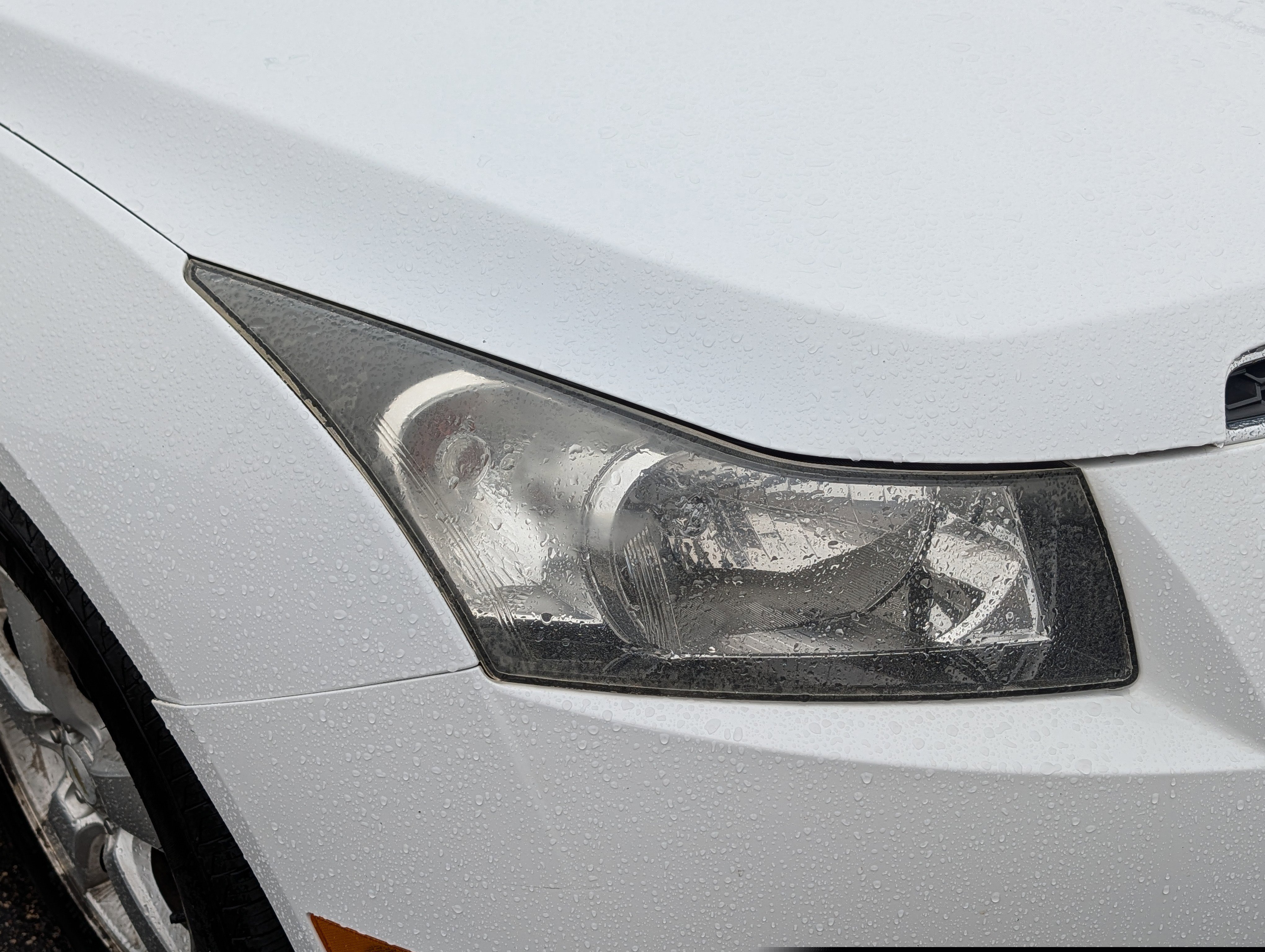 Used 2011 Chevrolet Cruze LT FWD image 2