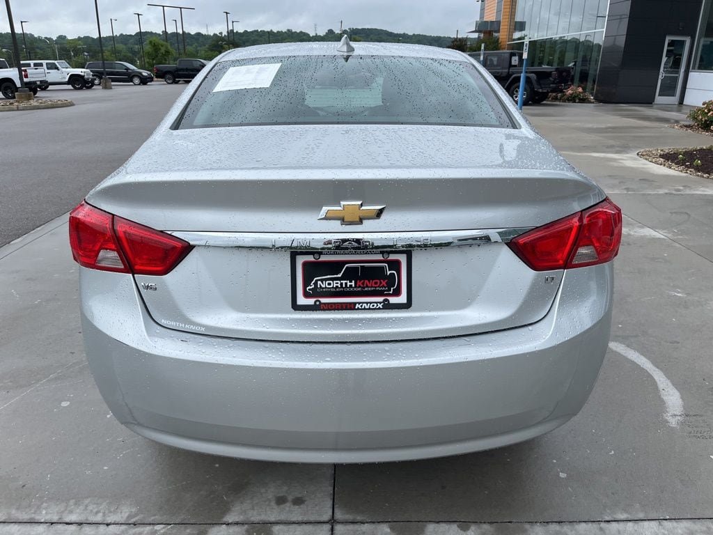Used 2016 Chevrolet Impala LT FWD image 16