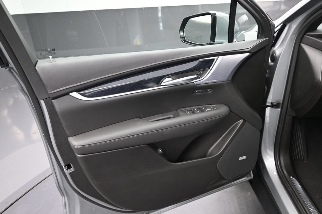 New 2026 Cadillac XT5 Premium Luxury AWD/4WD image 11