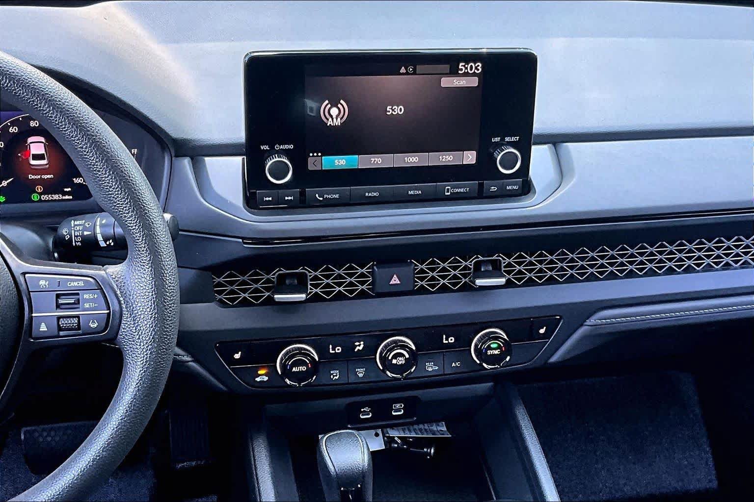 Used 2023 Honda Accord EX image 7