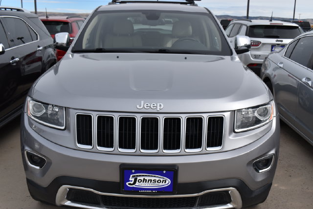 Used 2016 Jeep Grand Cherokee Limited w/ Trailer Tow Group IV AWD/4WD image 2