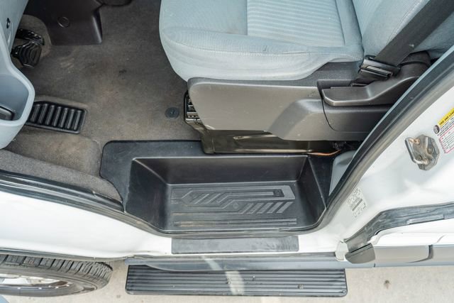 Used 2015 Ford Transit 350 XLT RWD image 18