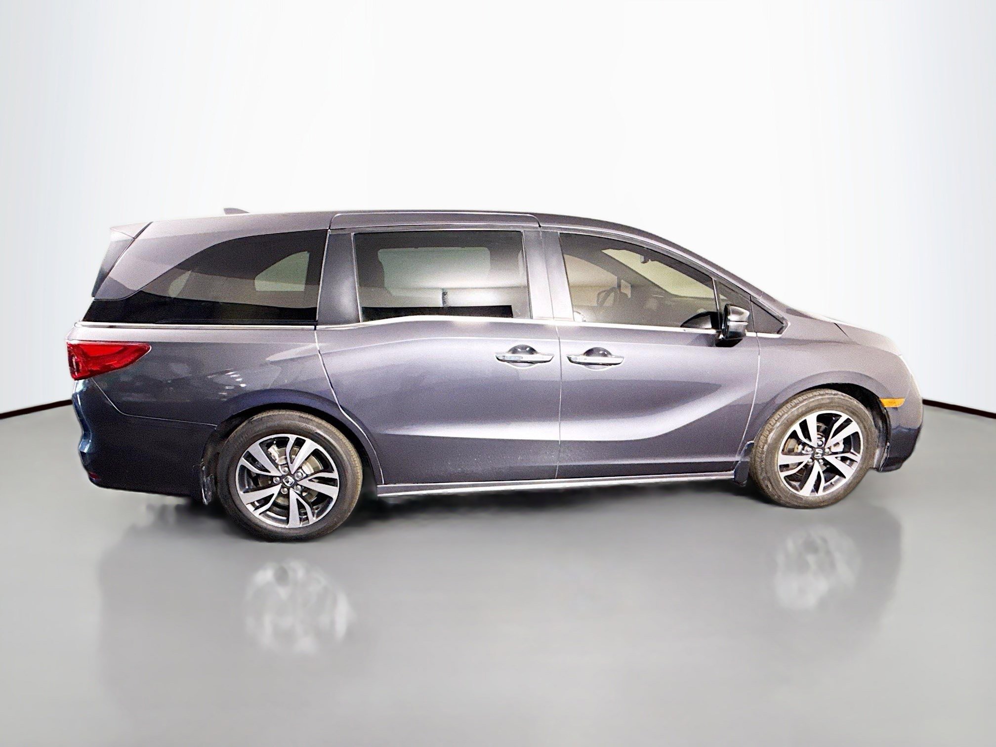 Used 2023 Honda Odyssey Touring image 11
