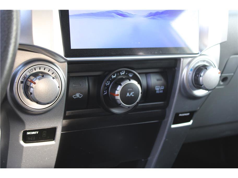 Used 2013 Toyota 4Runner SR5 w/ Convenience Pkg image 23