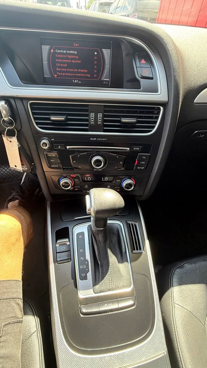 Used 2015 Audi A4 2.0T Premium image 9