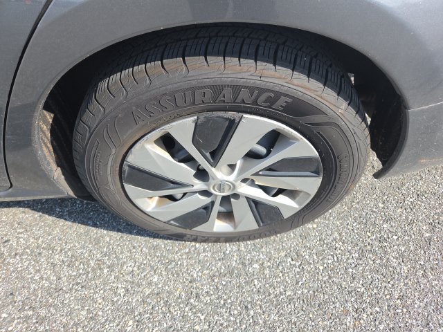 Used 2019 Nissan Altima 2.5 S FWD image 15