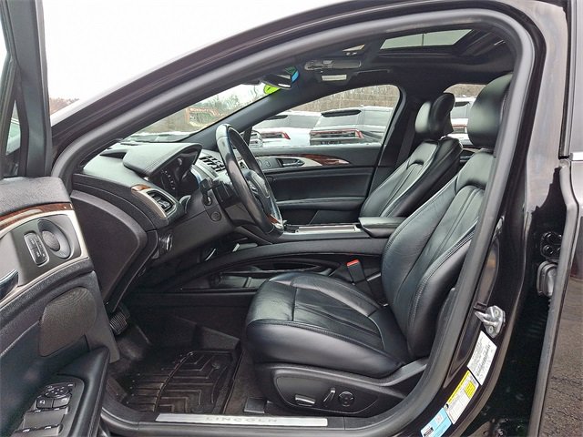 Used 2019 Lincoln MKZ Reserve image 13