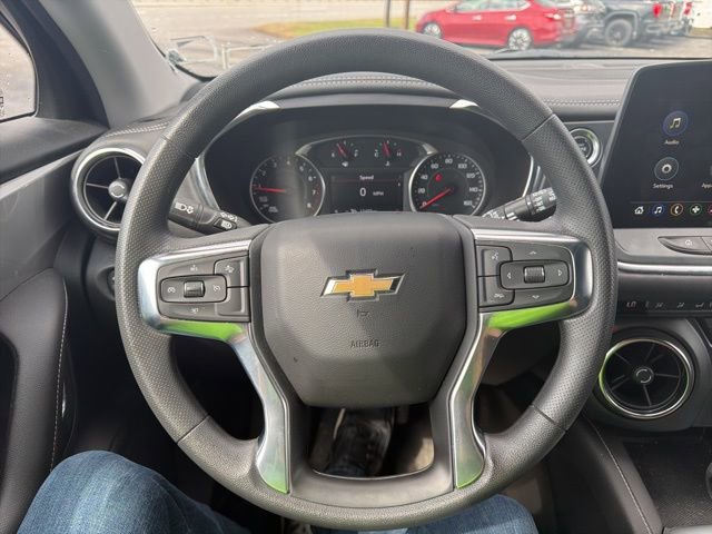 Used 2025 Chevrolet Blazer LT w/ Midnight/Sport Edition image 19