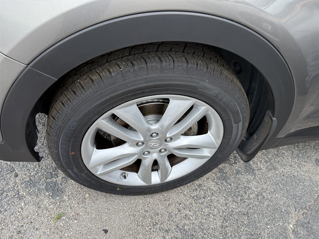 Used 2013 Hyundai Santa Fe Sport 2.0T FWD image 9