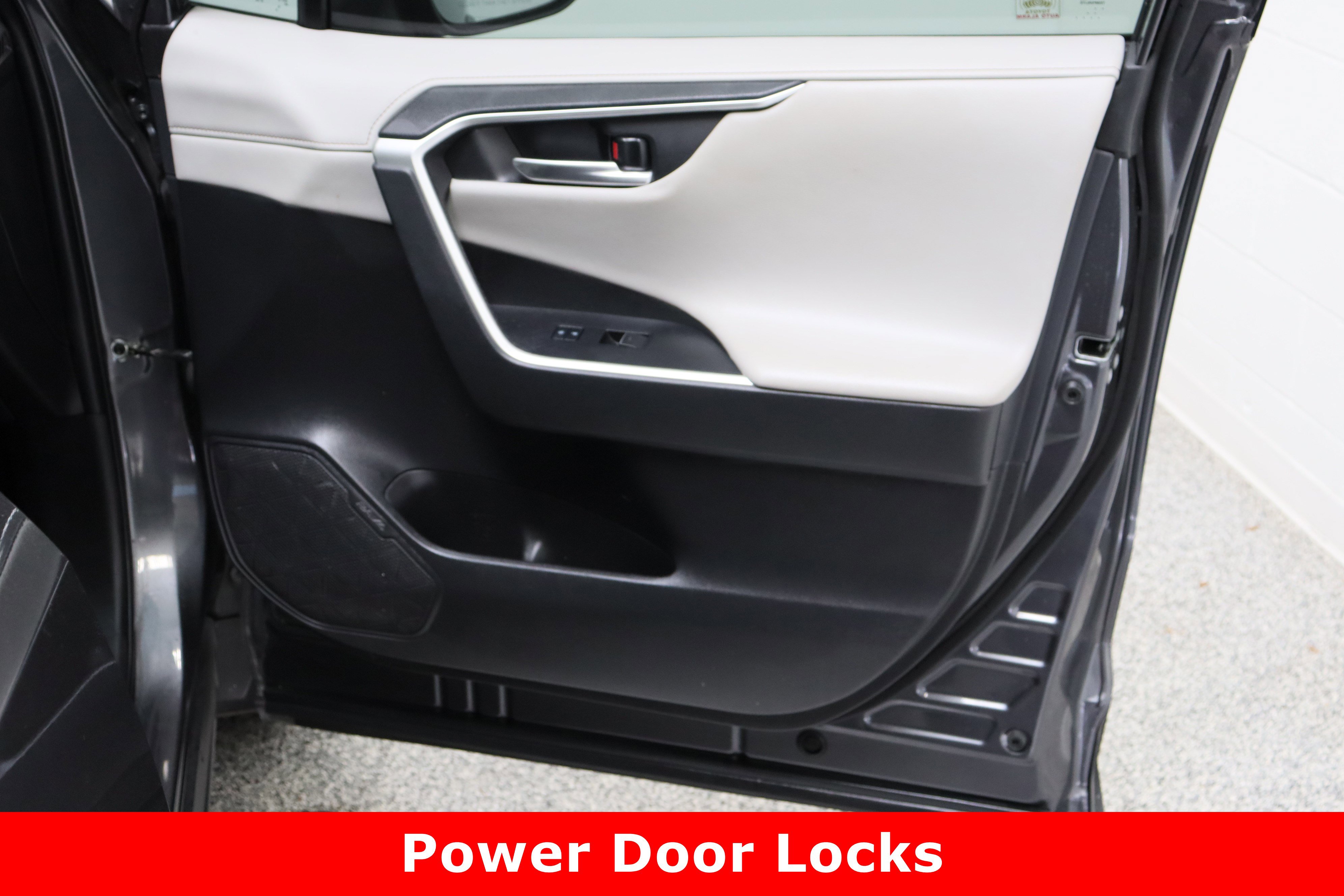 Used 2023 Toyota RAV4 Limited image 38