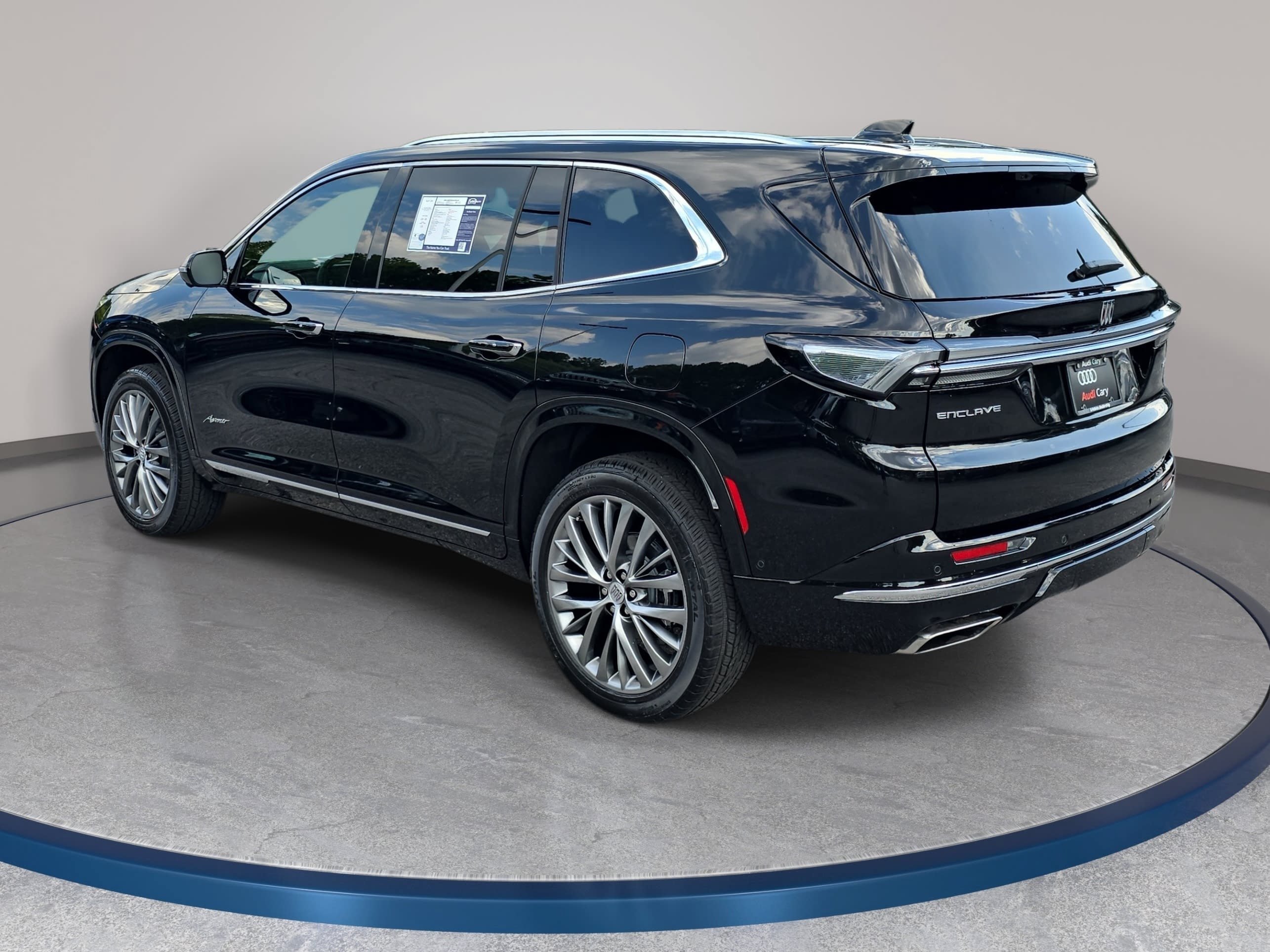 Used 2026 Buick Enclave Avenir w/ Super Cruise Package FWD image 7