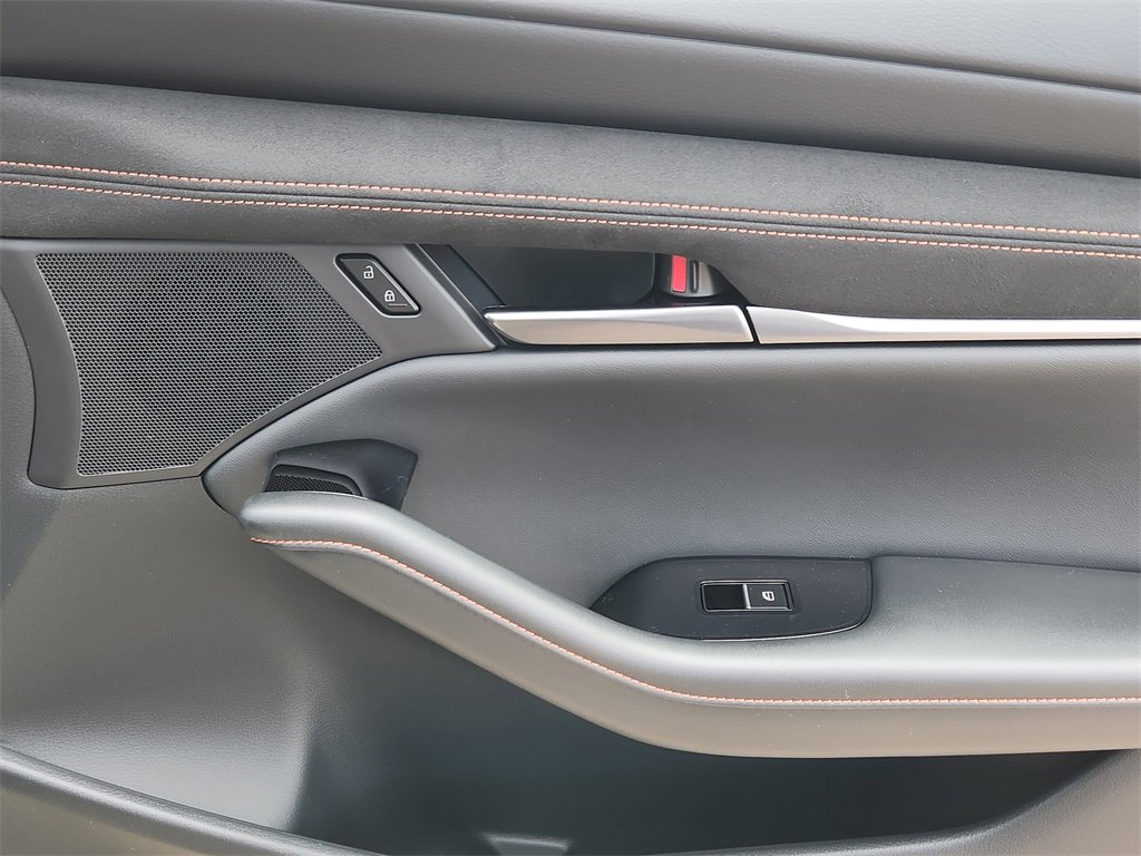 New 2025 MAZDA MAZDA3 s image 26