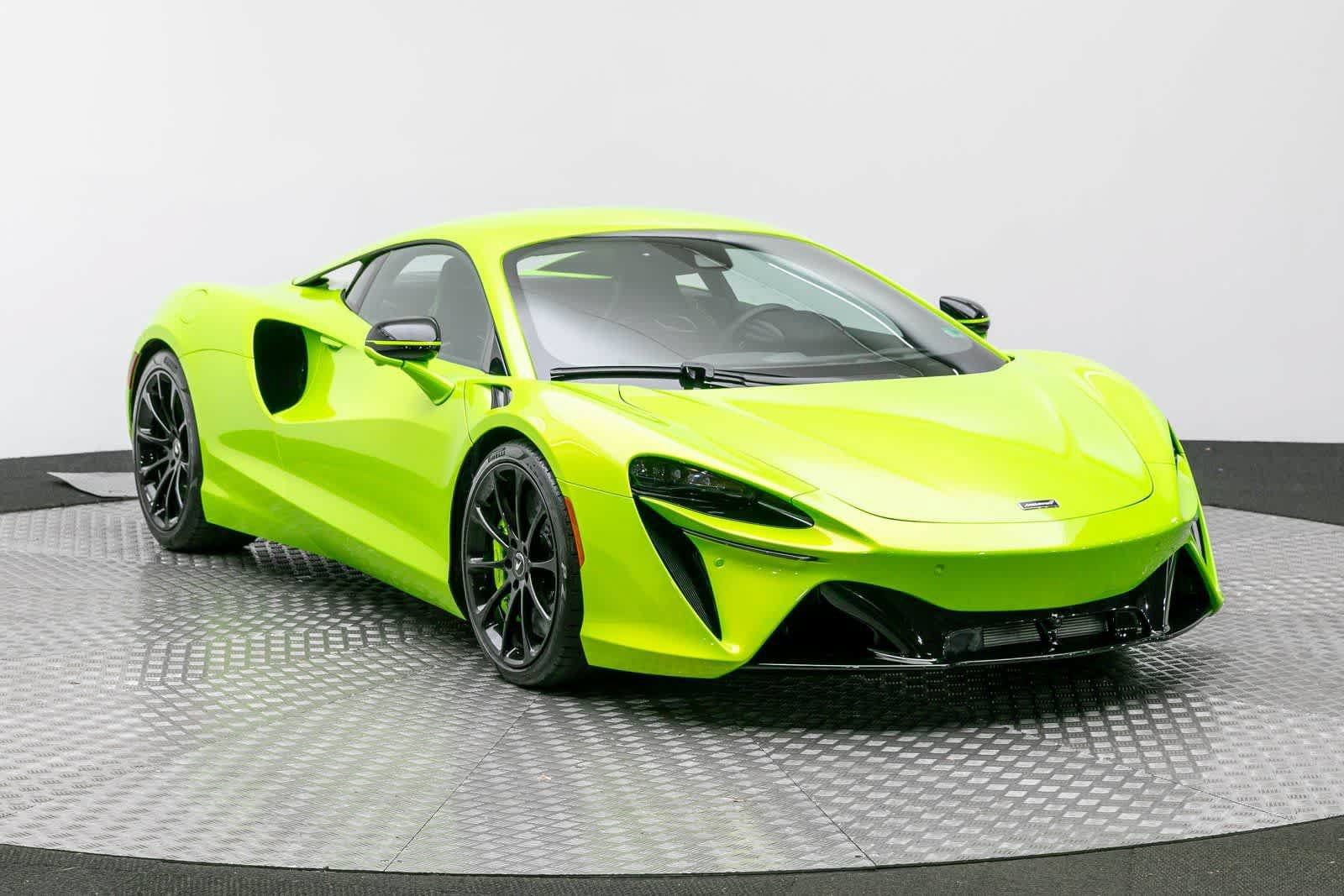 New 2026 McLaren Artura RWD image 49