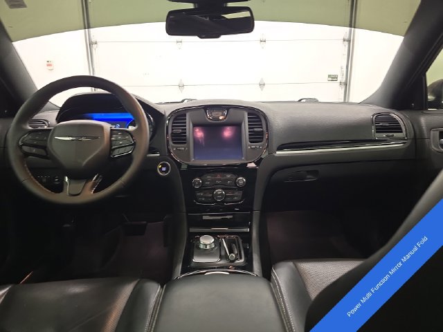 Used 2023 Chrysler 300 S w/ Comfort Group RWD image 14