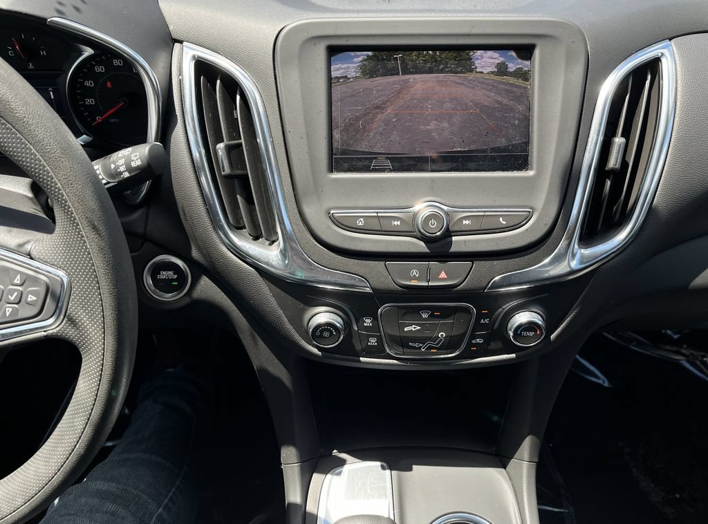 Used 2023 Chevrolet Equinox LT FWD image 14