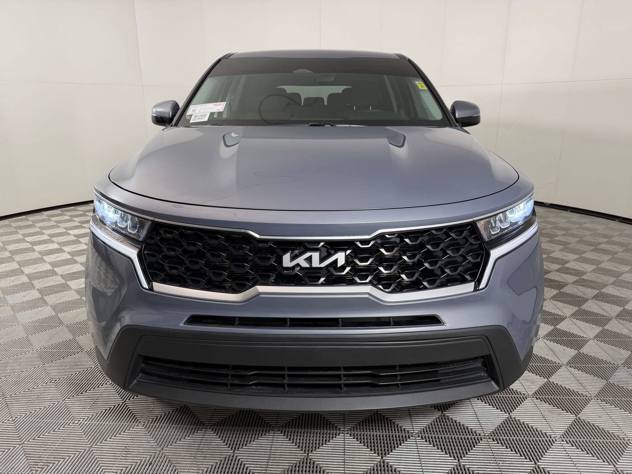 Used 2022 Kia Sorento LX AWD/4WD image 6
