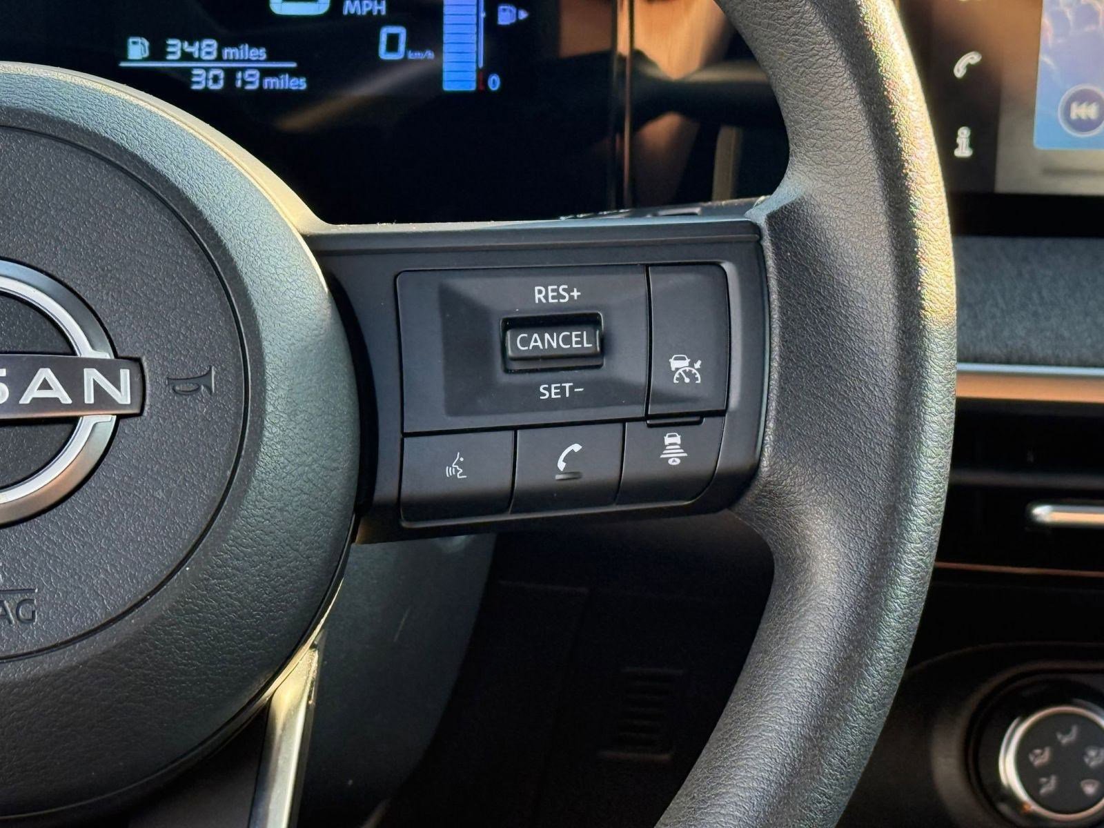 Certified 2025 Nissan Kicks SV image 26