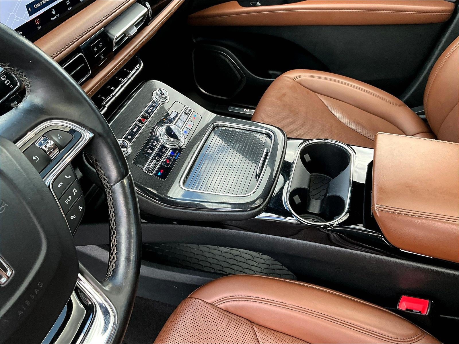 Used 2023 Lincoln Nautilus Reserve AWD/4WD image 18