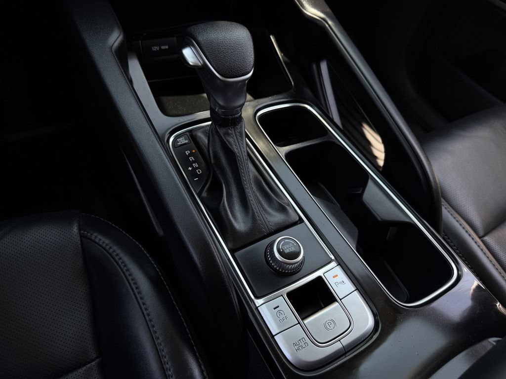 Used 2024 Kia Telluride LX FWD image 18
