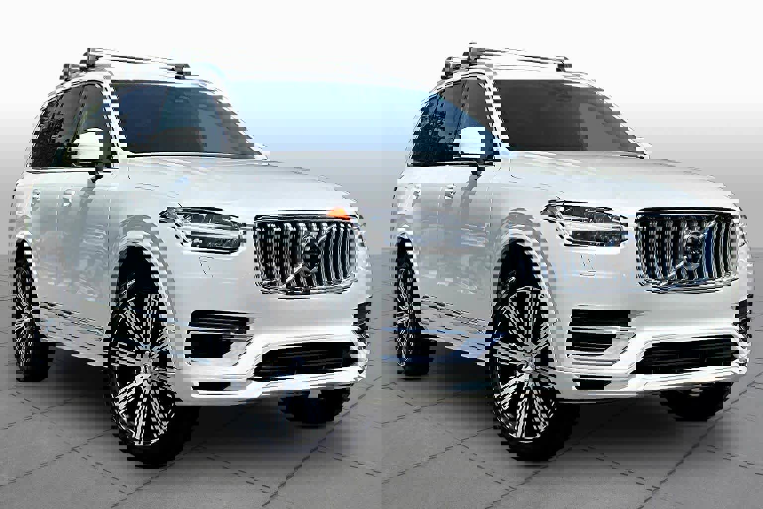 Used 2024 Volvo XC90 B6 Plus w/ Protection Package Premier image 2