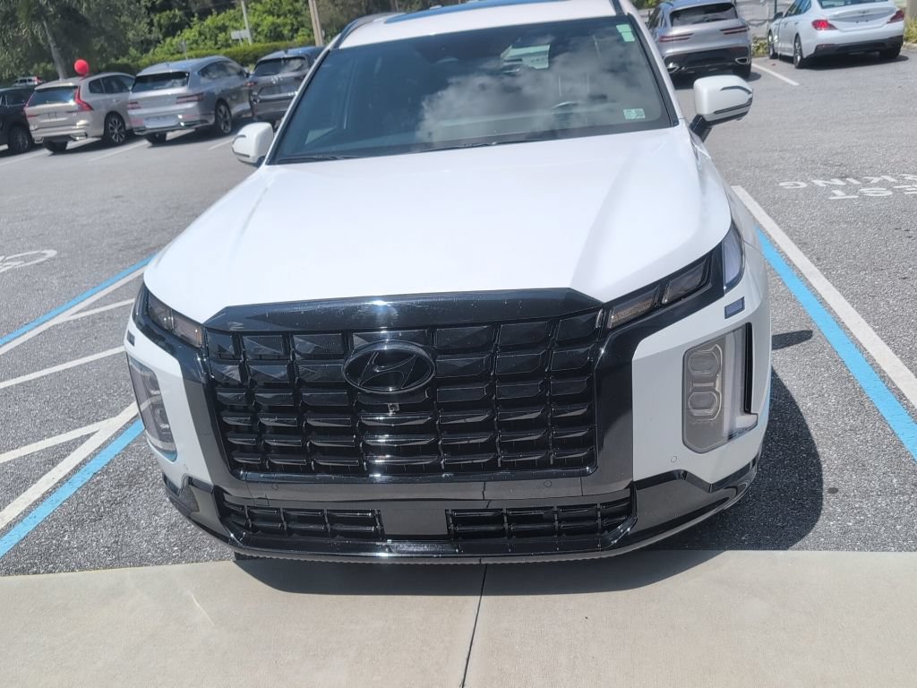 Used 2025 Hyundai Palisade Calligraphy AWD/4WD image 2