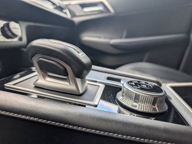 Used 2024 Mitsubishi Outlander SE image 19