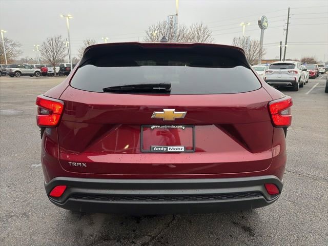Used 2024 Chevrolet Trax LS image 8