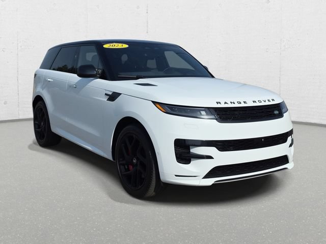Used 2023 Land Rover Range Rover Sport SE Dynamic AWD/4WD image 3