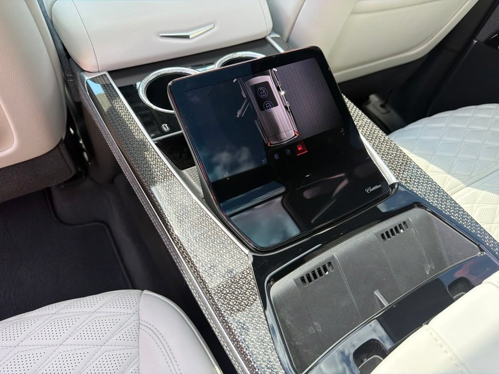 Used 2026 Cadillac Escalade V AWD/4WD image 22