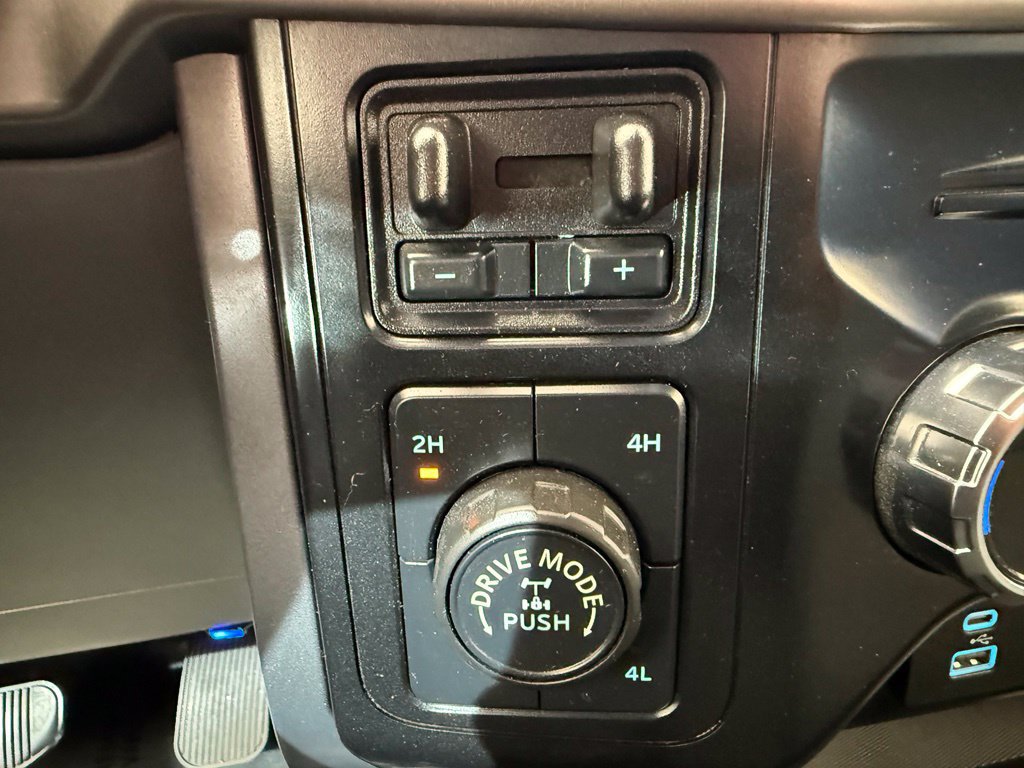 Used 2024 Ford F150 XLT w/ Tow/Haul Package AWD/4WD image 40