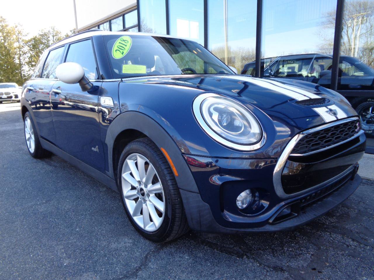 Used 2018 MINI Cooper Clubman S image 2