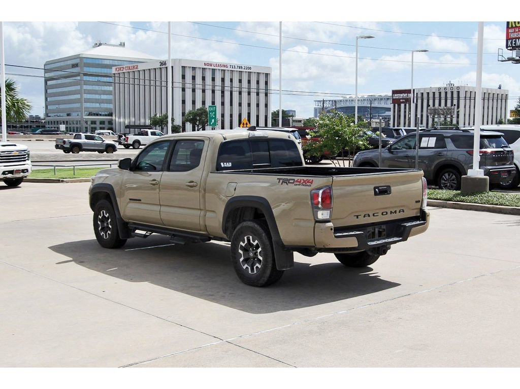 Used 2020 Toyota Tacoma TRD Off-Road w/ Technology Package AWD/4WD image 4