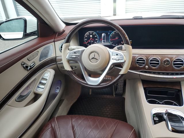 Used 2018 Mercedes-Benz S 560 Sedan image 12