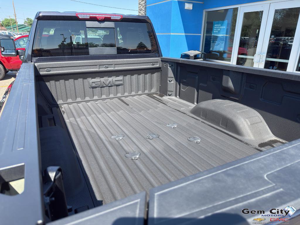 New 2025 GMC Sierra 2500 Denali w/ Denali Reserve Package image 8