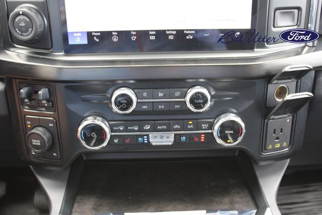 Used 2023 Ford F350 Lariat w/ Tow Technology Package AWD/4WD image 18