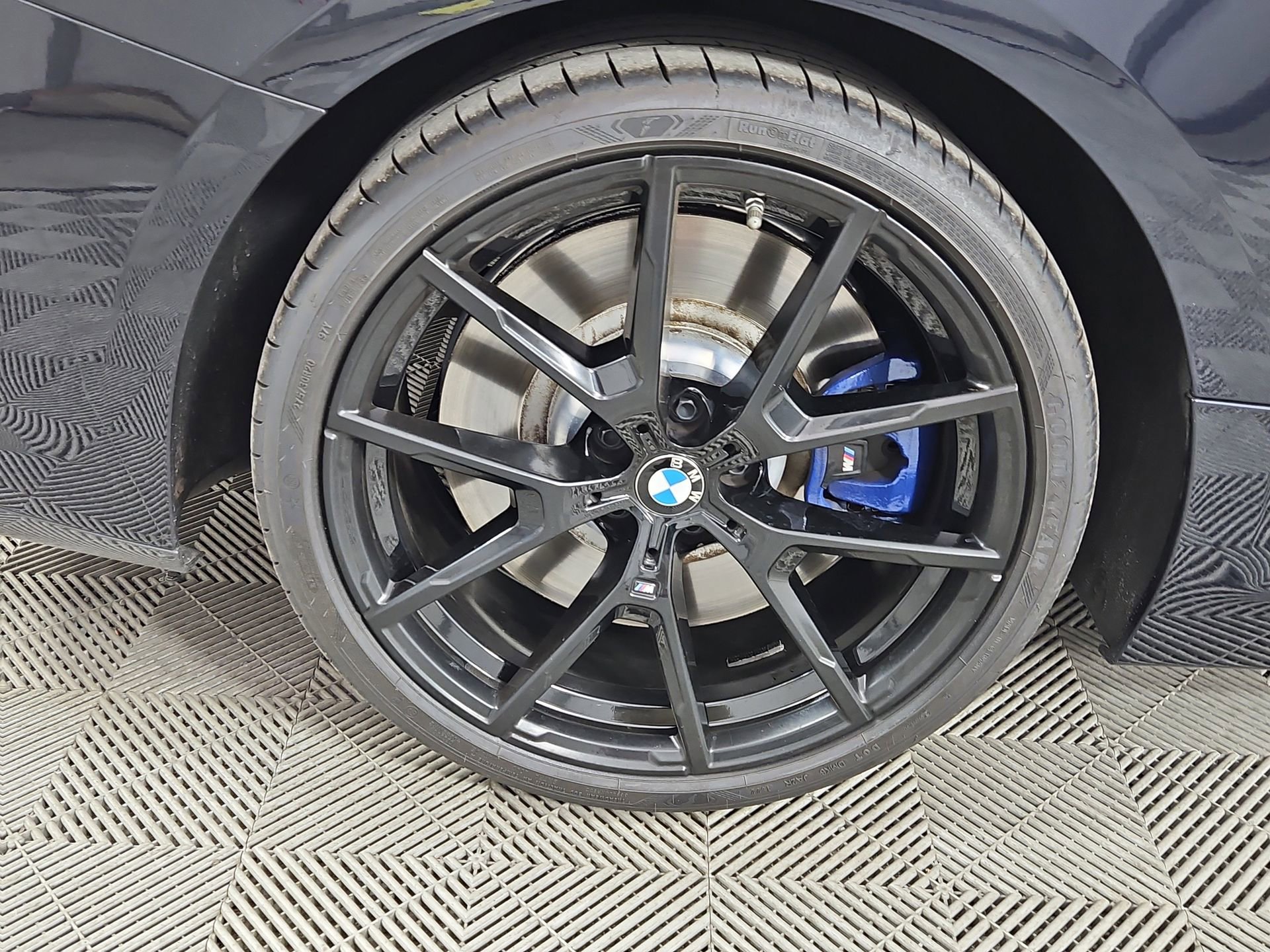 Used 2020 BMW M850i xDrive Coupe w/ M Carbon Exterior Package image 10