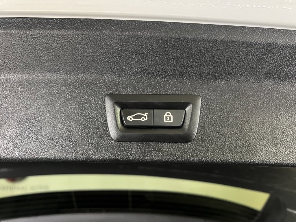 Used 2023 BMW X3 xDrive30i w/ Convenience Package image 42