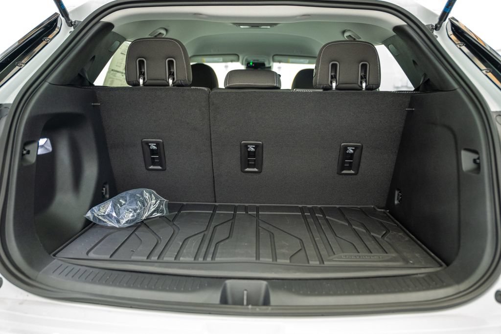 New 2027 Chevrolet Bolt LT w/ LPO, All-Weather Package FWD image 16