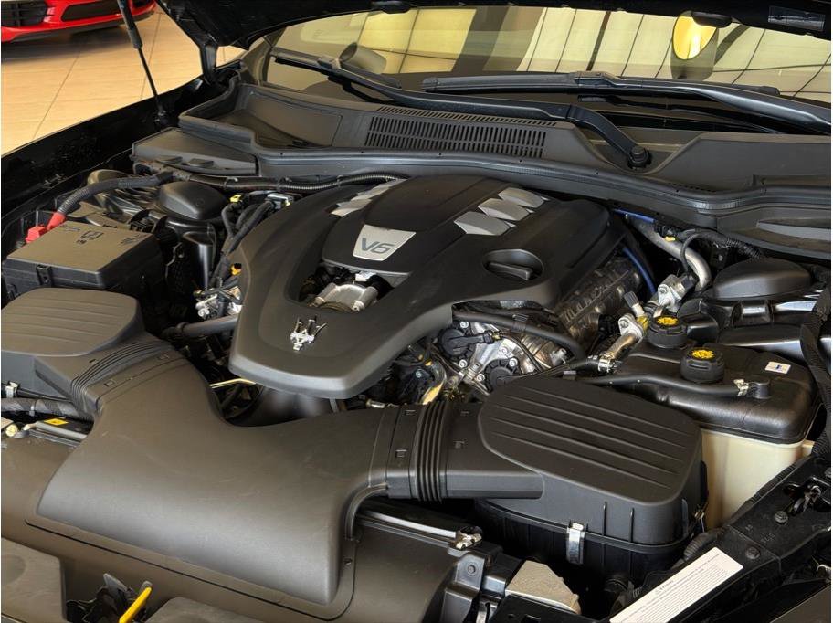 Used 2019 Maserati Ghibli RWD image 38