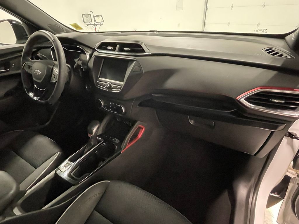 Used 2023 Chevrolet TrailBlazer RS FWD image 27