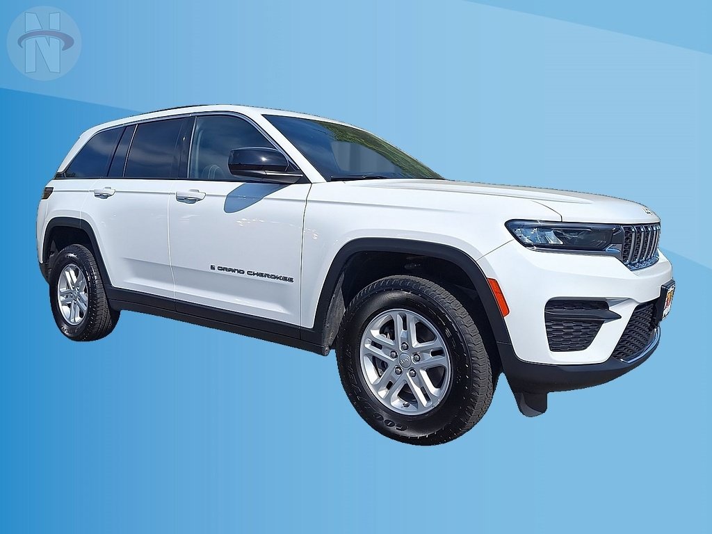 Used 2024 Jeep Grand Cherokee Laredo