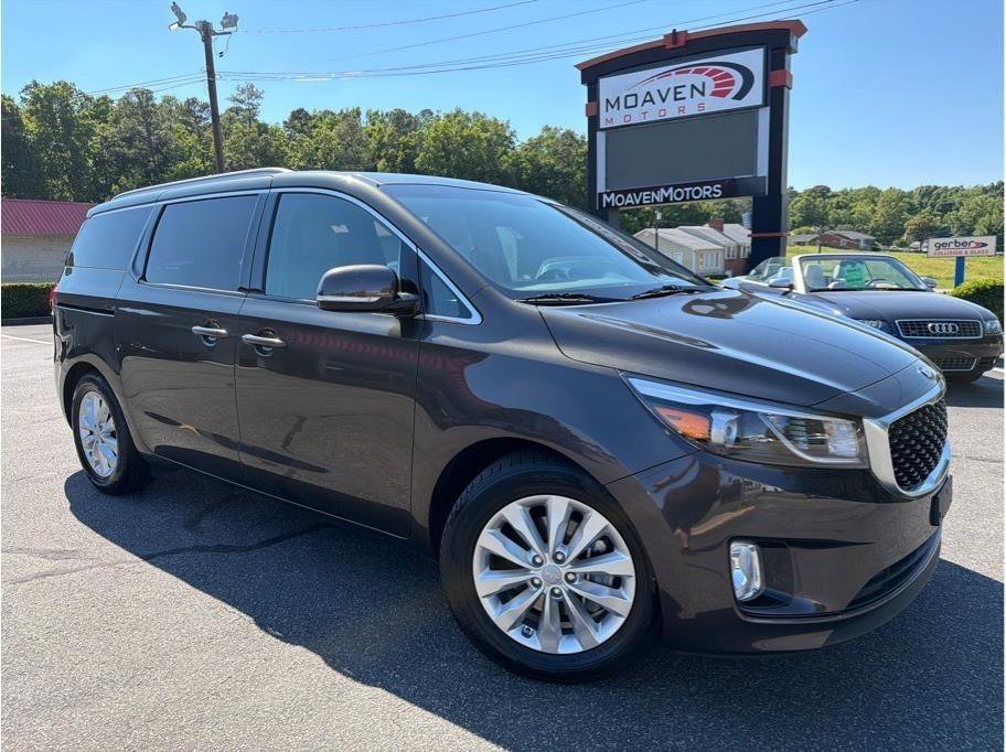 Used 2016 Kia Sedona EX FWD image 1